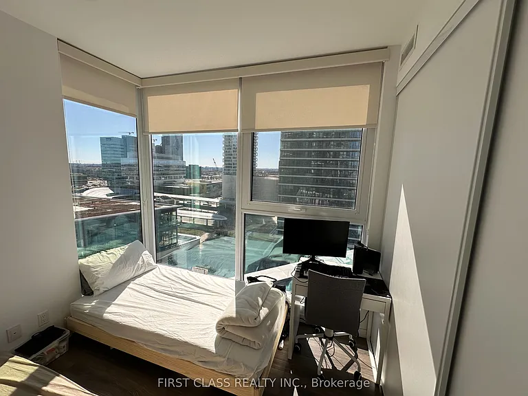 1000 Portage Pkwy #911 — Photo 6