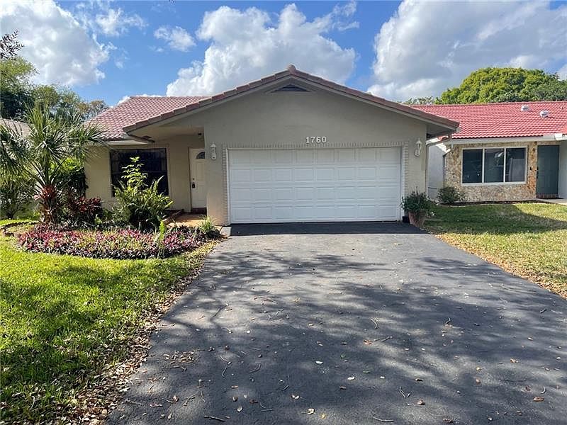 1st image of 1760 NW 93rd Ter