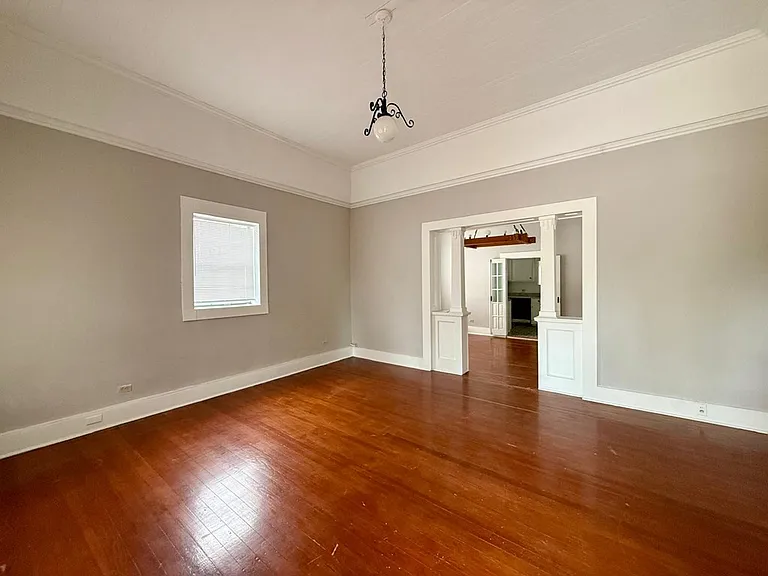 583 N Monroe St — Photo 6