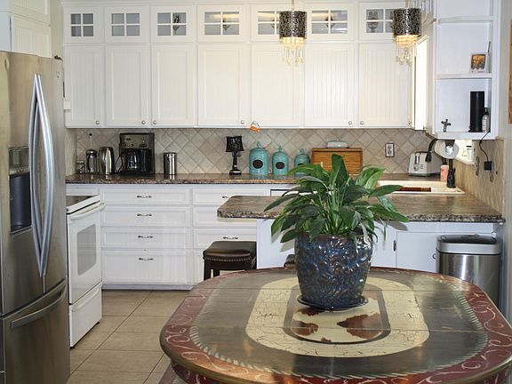 2nd image of 8255 Plantation Dr