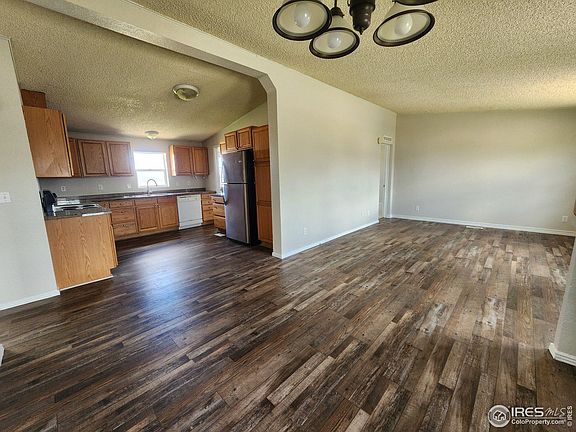 4th image of 14942 Bluestem St