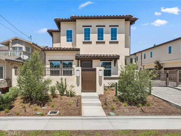 376 Hamilton St #A101, Costa Mesa, CA 92627