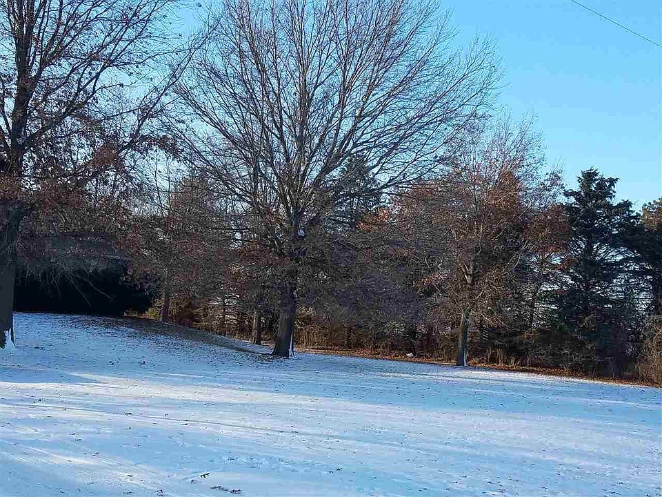 2nd image of 1921 Isaac Ave