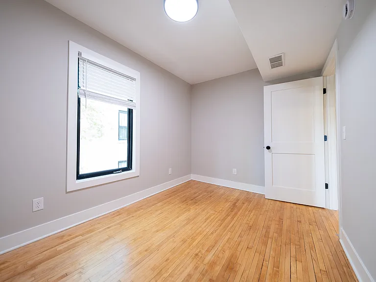 2612 2nd Ave S #3 — Photo 11