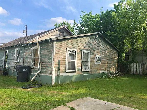 4th image of 1705 Wood Ave