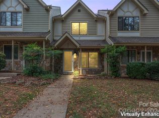 4133 N Course Dr, Charlotte, NC 28277