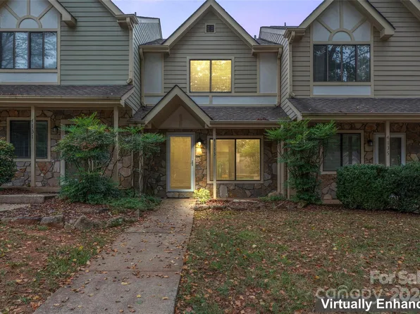 4133 N Course Dr, Charlotte, NC 28277