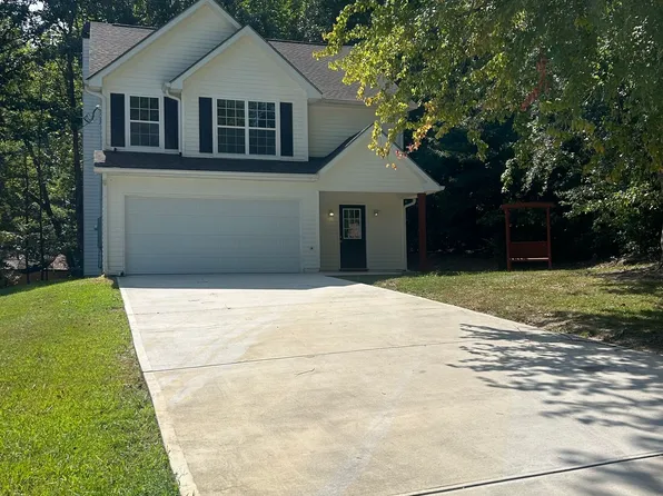 7040 Hassana Ln, Fairburn, GA 30213