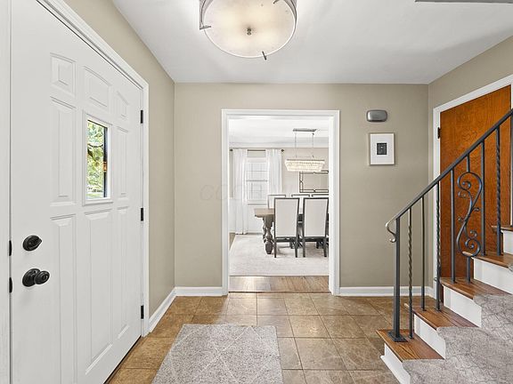 2nd image of 1578 College Hill Dr