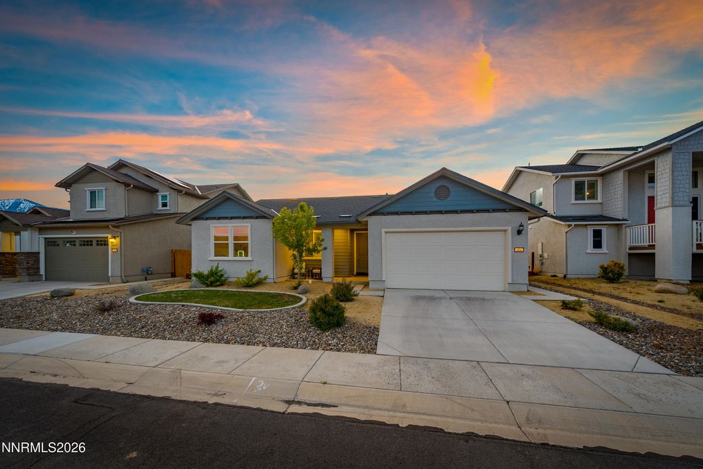 864 Tourmaline Dr, Carson City, NV - View 3