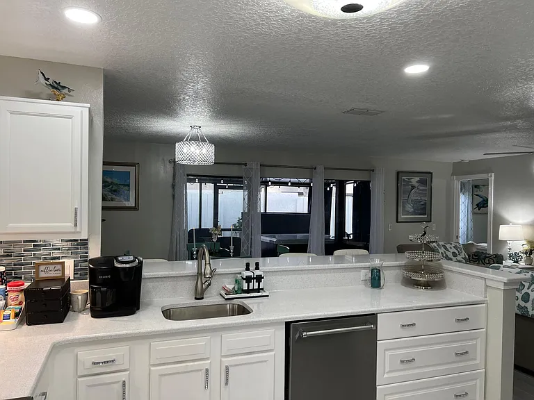 129 Bermuda Ct — Photo 6