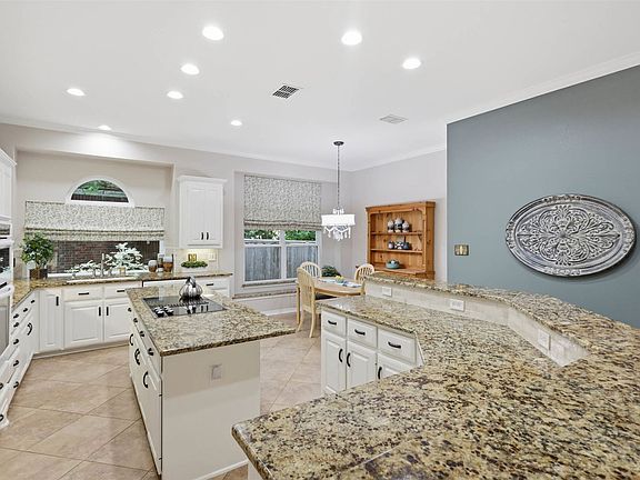 5th image of 2541 Hickory Ridge Dr