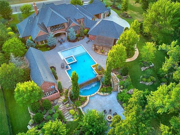 2nd image of 4612 Rose Rock Dr