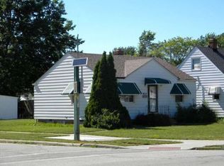 910 E 260th St, Euclid, OH 44132