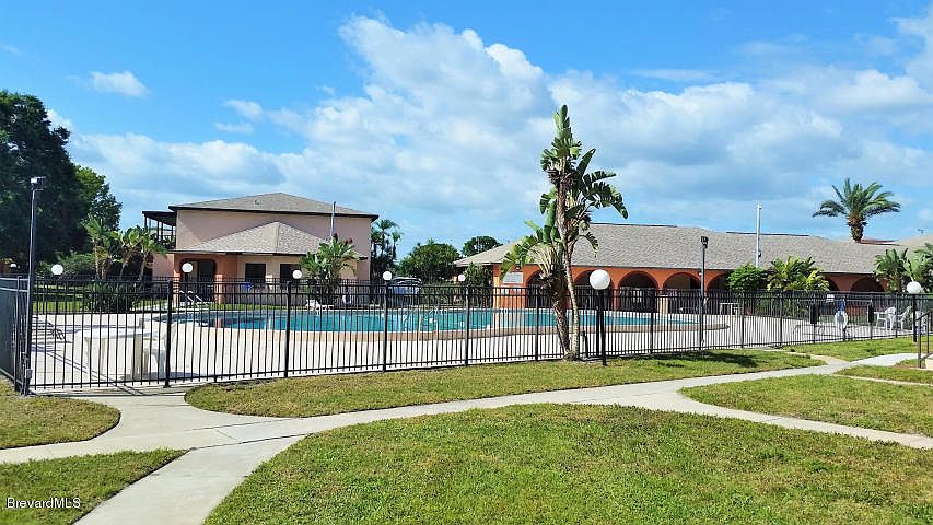 1st image of 264 San Juan Cir #264