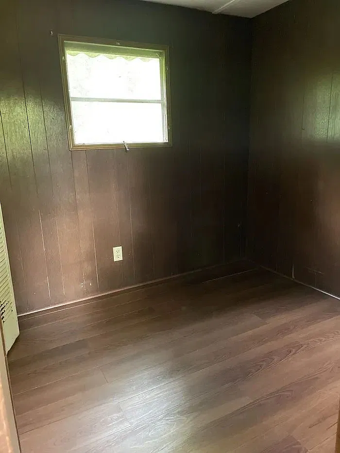 2 bed, 1.0 bath, $750 — Photo 4