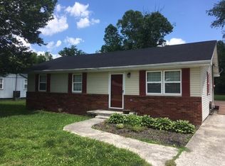 7 Blakeman Dr, Middlesboro, KY 40965