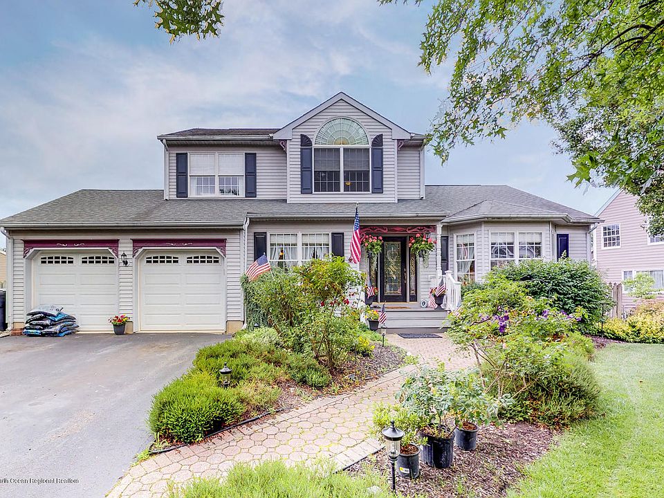 1st image of 1162 Aster Dr