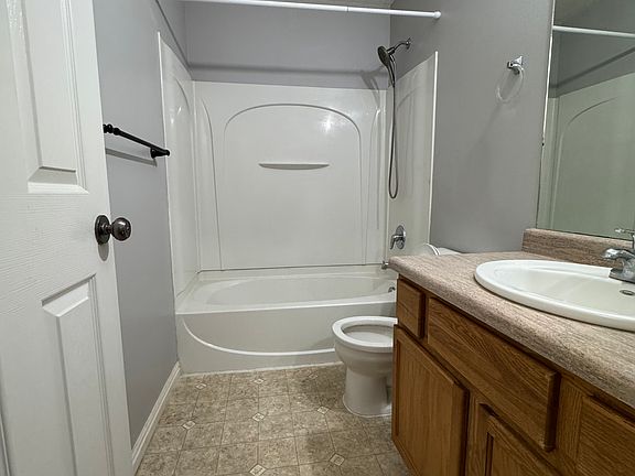 4th image of 3155 S Marseilles Way