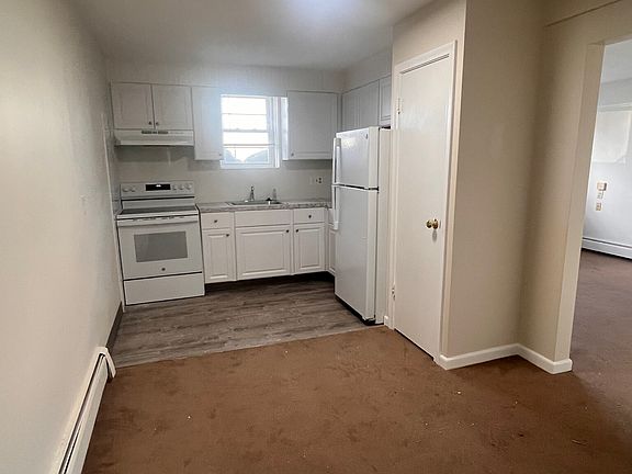 3rd image of 186 Gardner St #B12-j