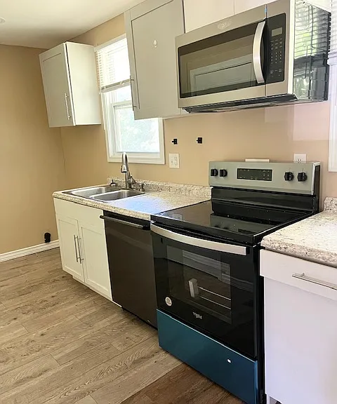 203 Vienna Cir — Photo 13
