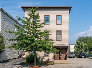 217 Cartier St, Manchester, NH 03102