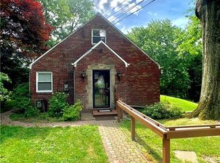 312 Bon Air Rd, Pittsburgh, PA 15235