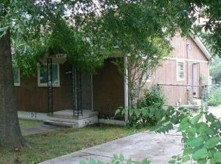 632 Prospect St, Eden, NC 27288