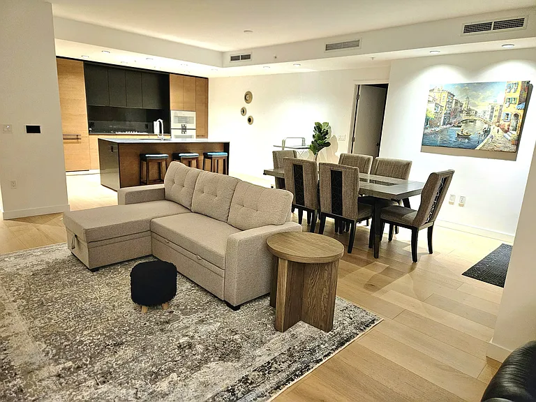 1289 Hornby St #5105 — Photo 3
