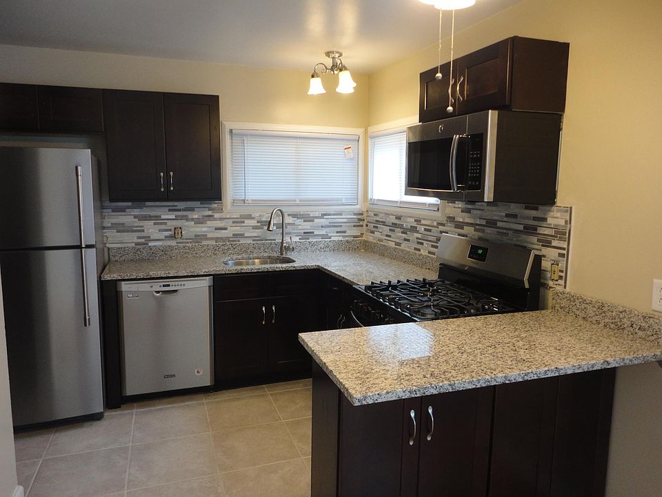 1st image of 960 Kramer Ave