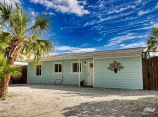 4921 Oxford Dr, Sarasota, FL 34242