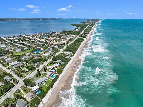 Loggerhead Landing has an unspoiled, unpopulated, and pristine beach.