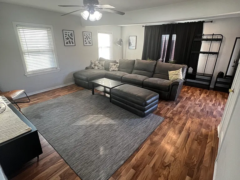 3708 N Atlantic Ave — Photo 4
