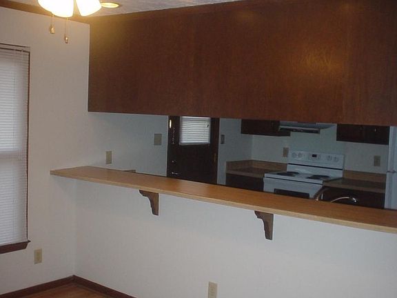 3rd image of 5739 Trevino St