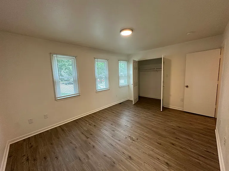 430 Hickorywood Cir — Photo 22