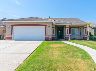 717 New Zealand Dr, Bakersfield, CA