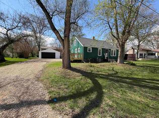 216 S Washington St, Byron, IL 61010