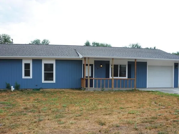 619 Jerry Dr, Junction City, KS 66441