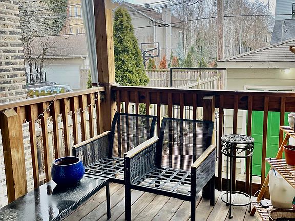4th image of 2107 W Lawrence Ave #1