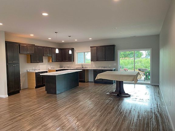 4th image of 816 30th St