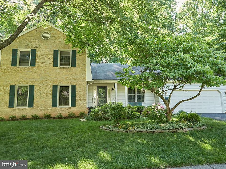 1st image of 1039 Carnation Dr
