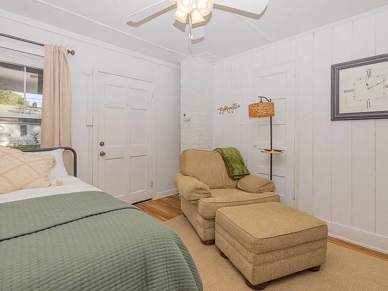 1131 Leesville St #E — Photo 4