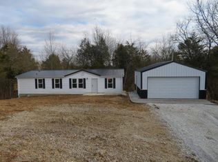 8546 Arlington Rd, Dillsboro, IN 47018