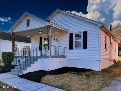 926 W Walden St, La Follette, TN, 37766