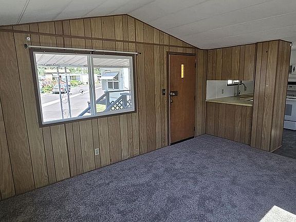 5th image of 3950 Coburg Rd Space 12