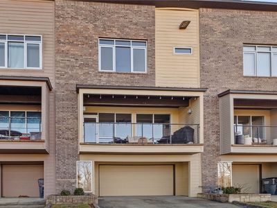 275 E Noble Ln, Fayetteville, AR, 72703