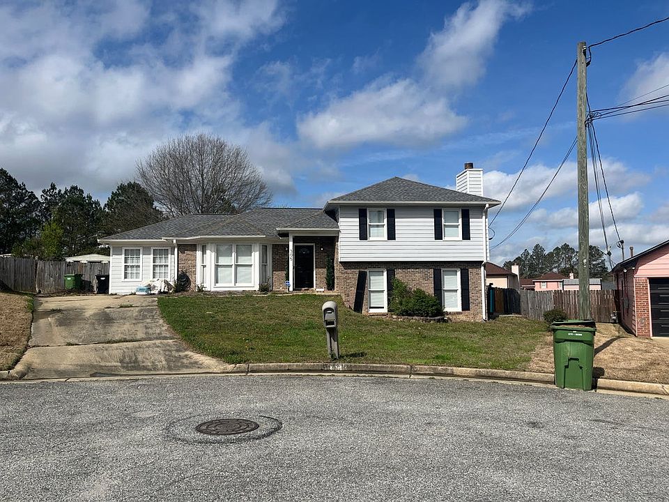 1st image of 305 Perdue Ln