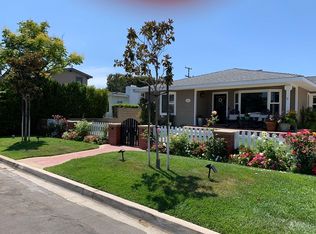 527 Redlands Ave, Newport Beach, CA 92663