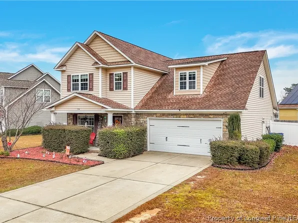 554 Thorncliff Dr, Raeford, NC 28376