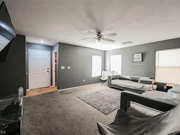 4th image of 4540 Brian Head St
